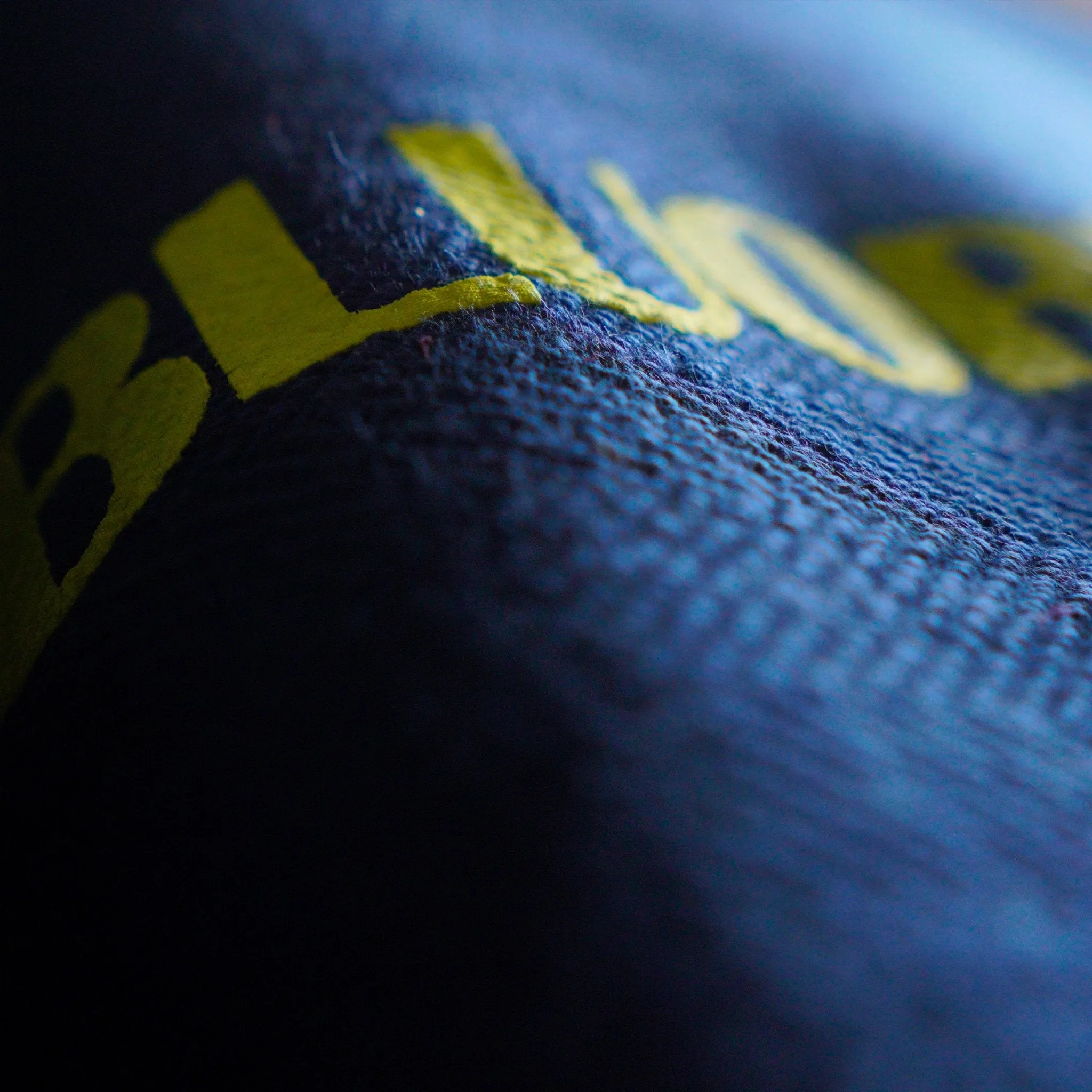 BASIC NAVY T- SHIRT
