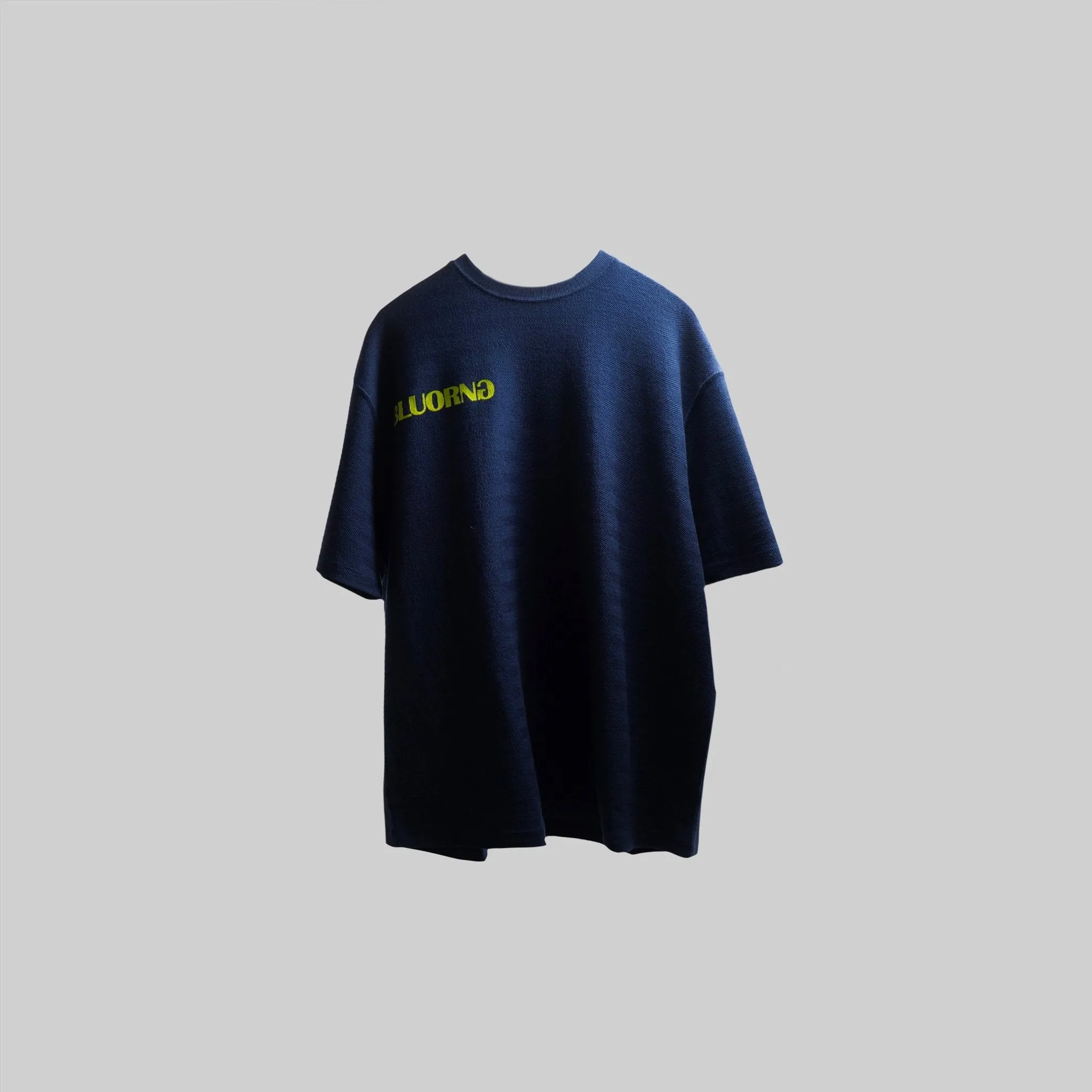 BASIC NAVY T- SHIRT