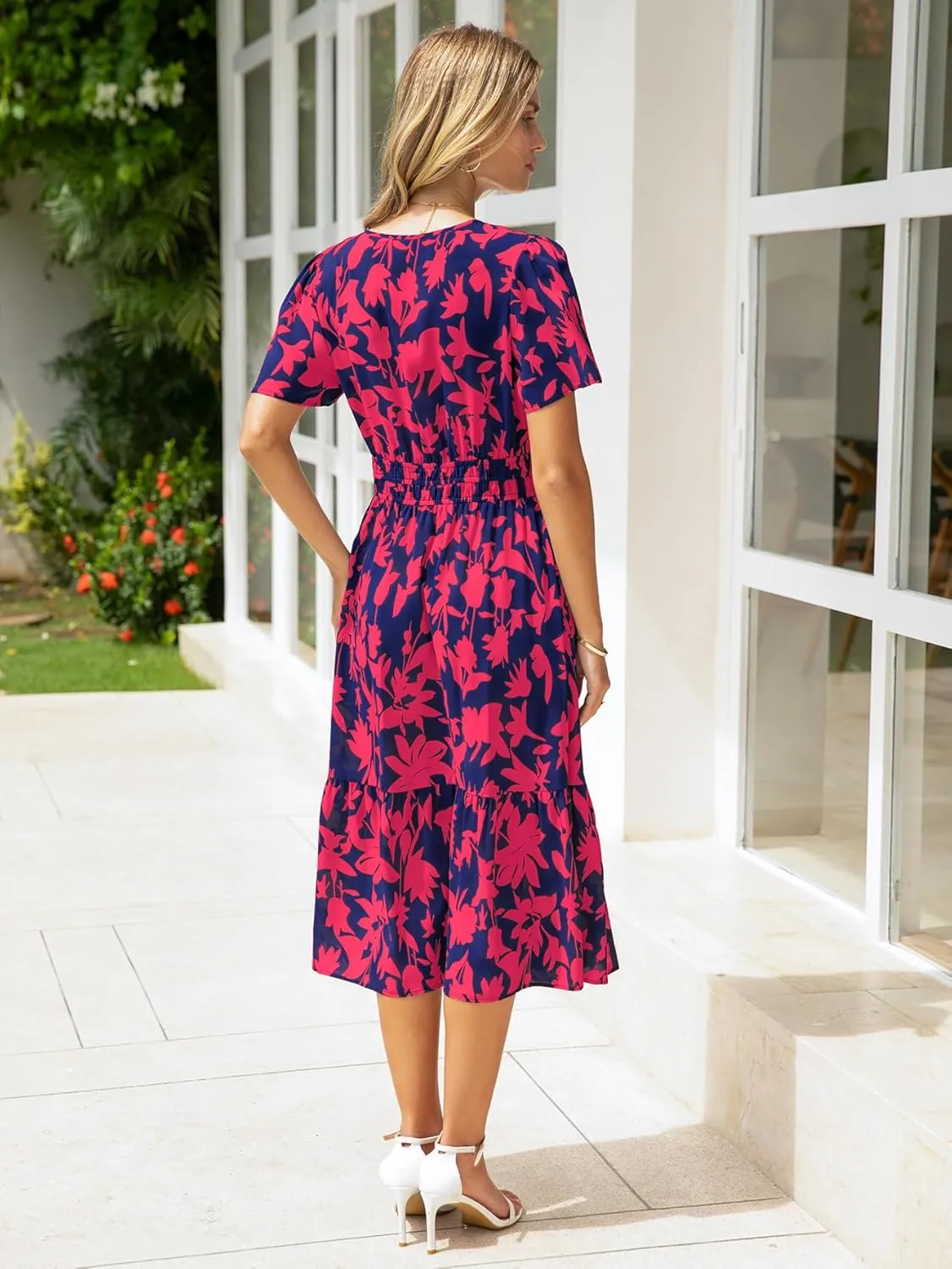 BerryGo Women's Floral Summer Short Sleeve Midi Dress V Neck Empire Waist Swing Flowy Boho Dress
