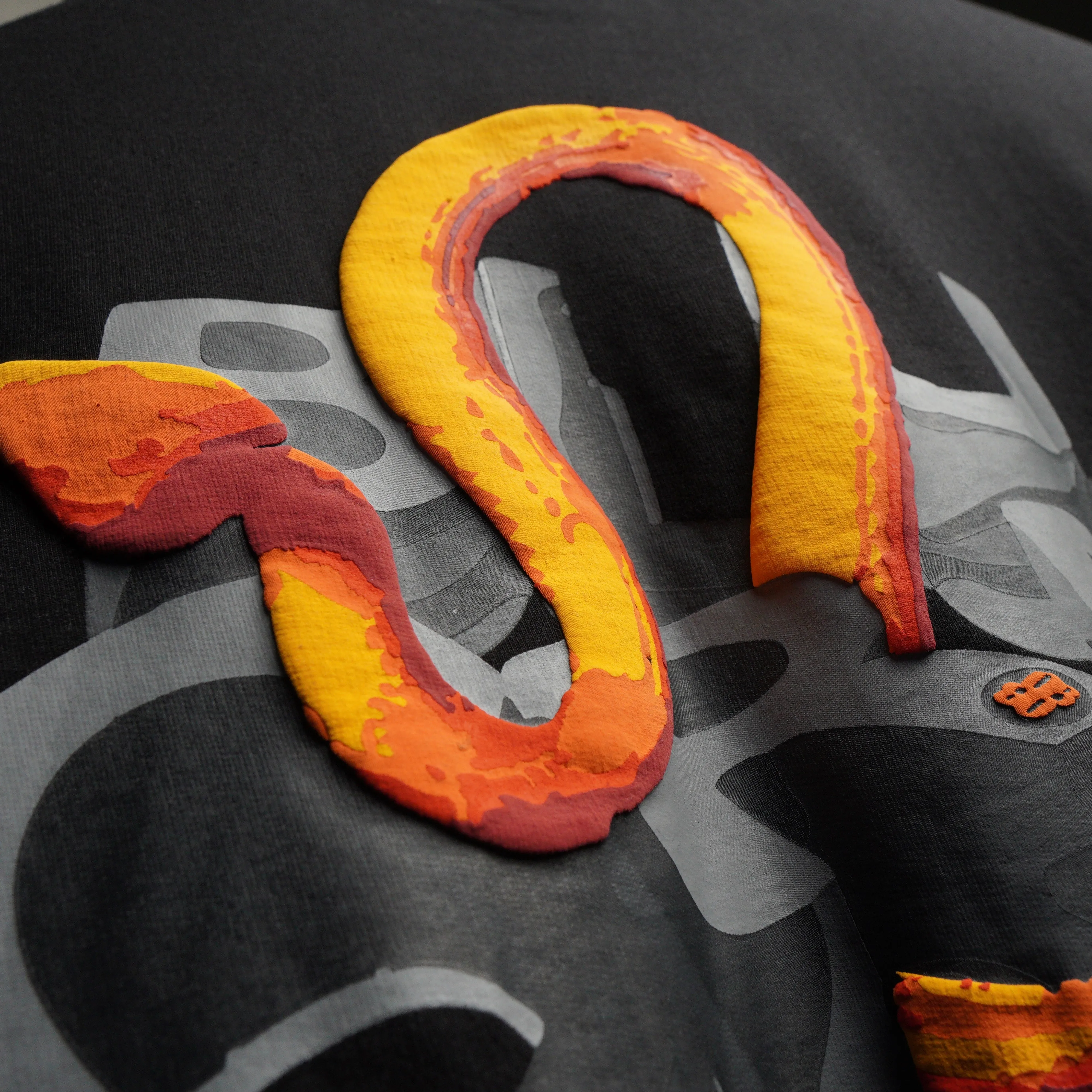 BLACK SNAKE T-SHIRT