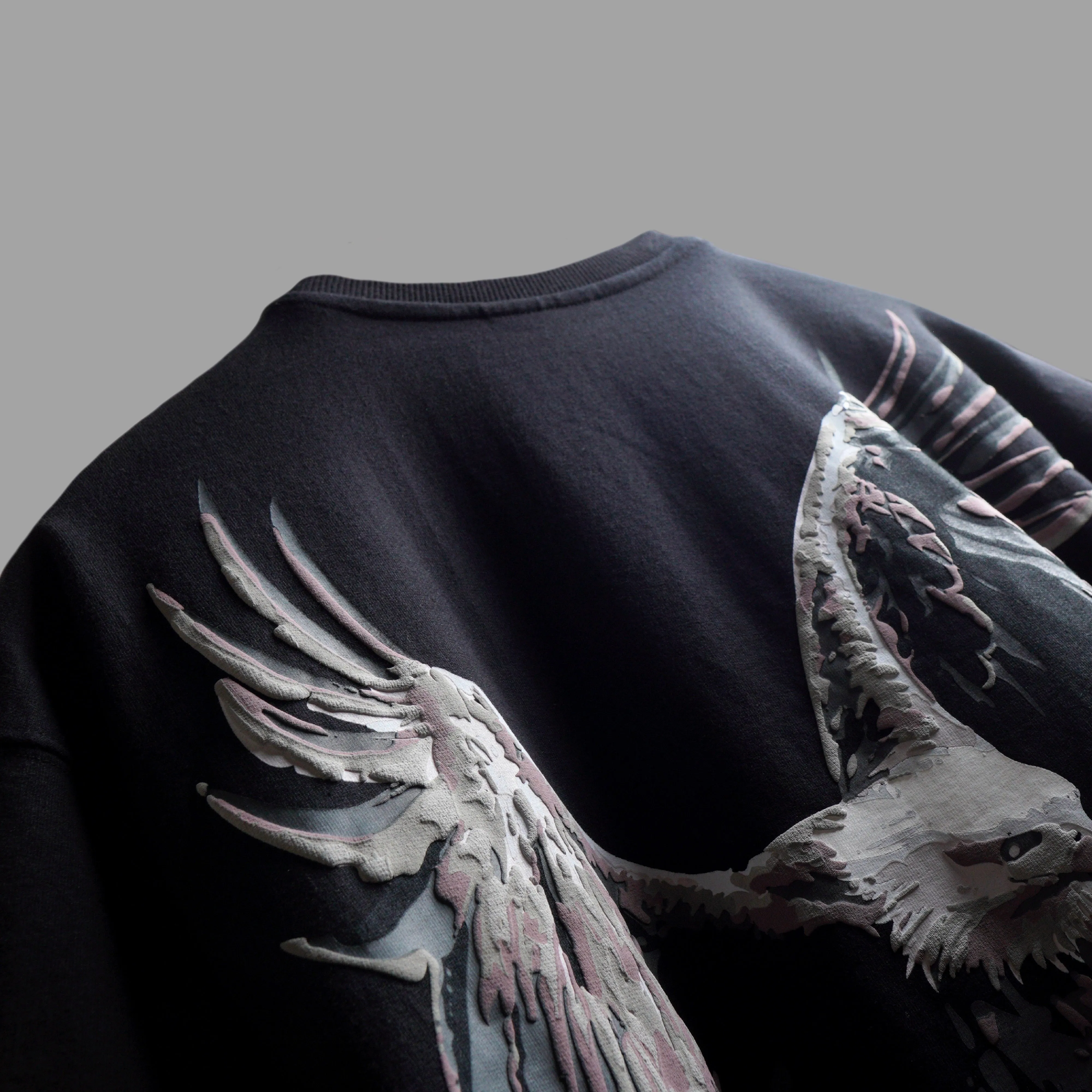 BLACK VICTORY T-SHIRT