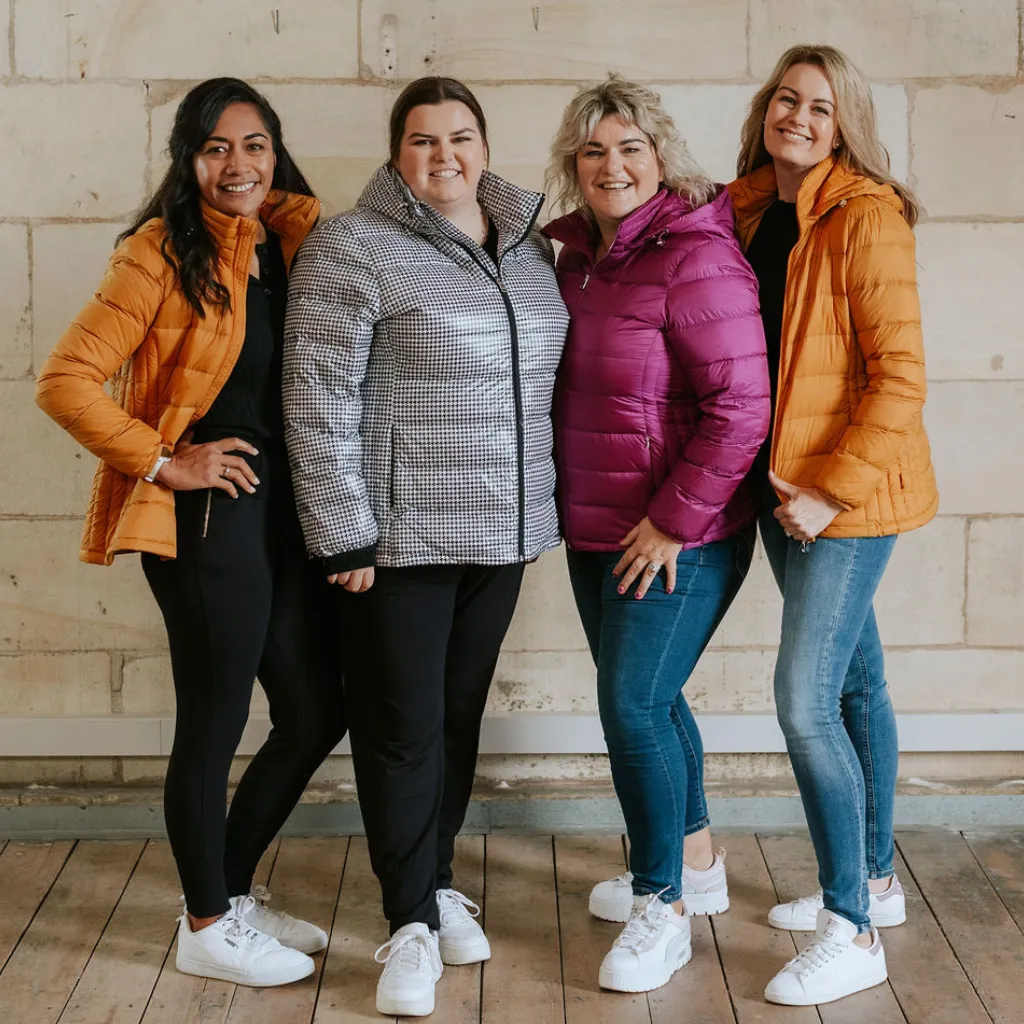 Lynn Women's 90/10 Packable Down Jacket - Black